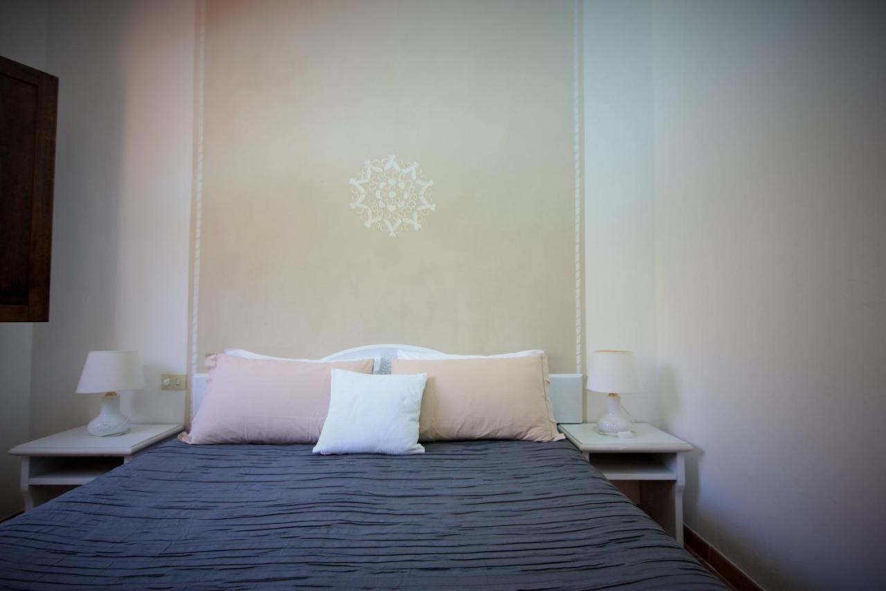 Boutique Hotel Sant'Andrea & Relais San Pantaleo Exteriér fotografie