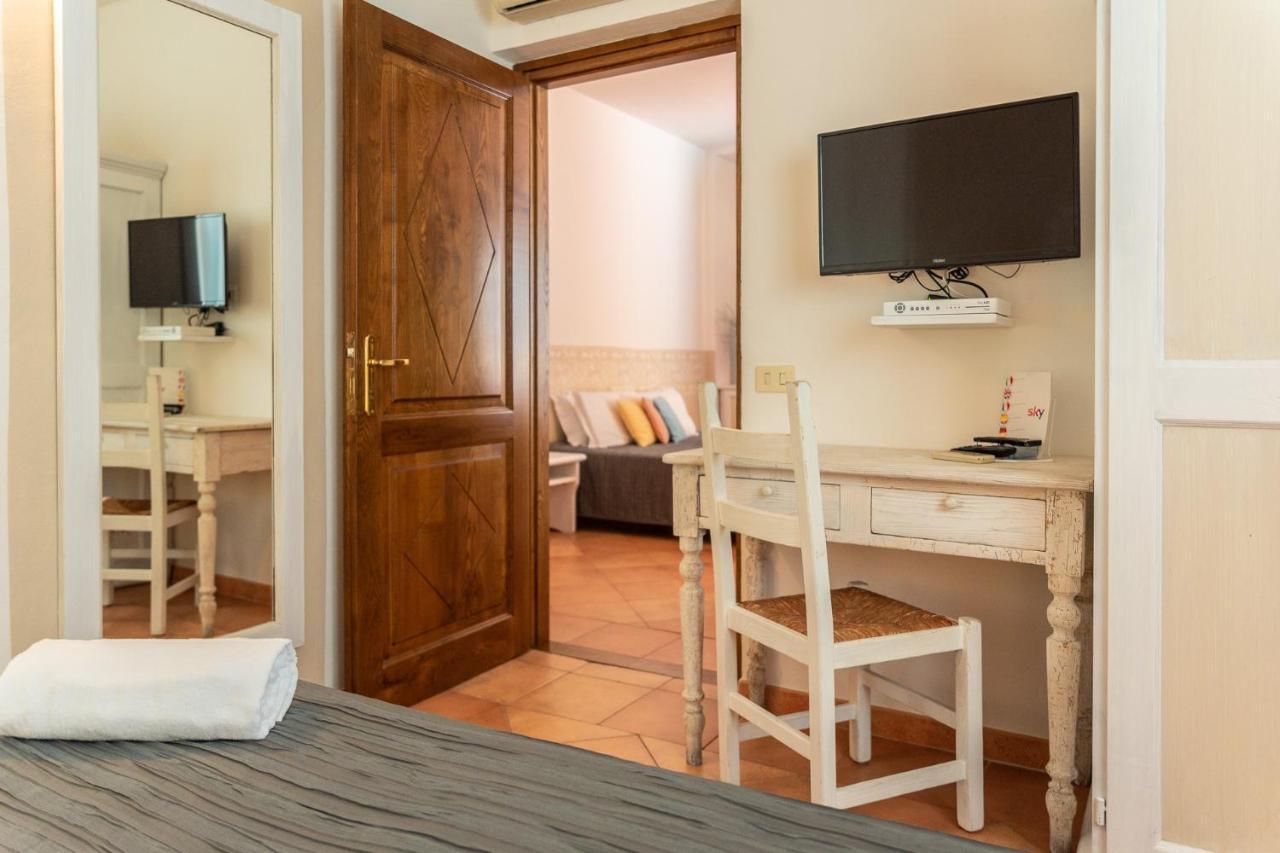 Boutique Hotel Sant'Andrea & Relais San Pantaleo Exteriér fotografie
