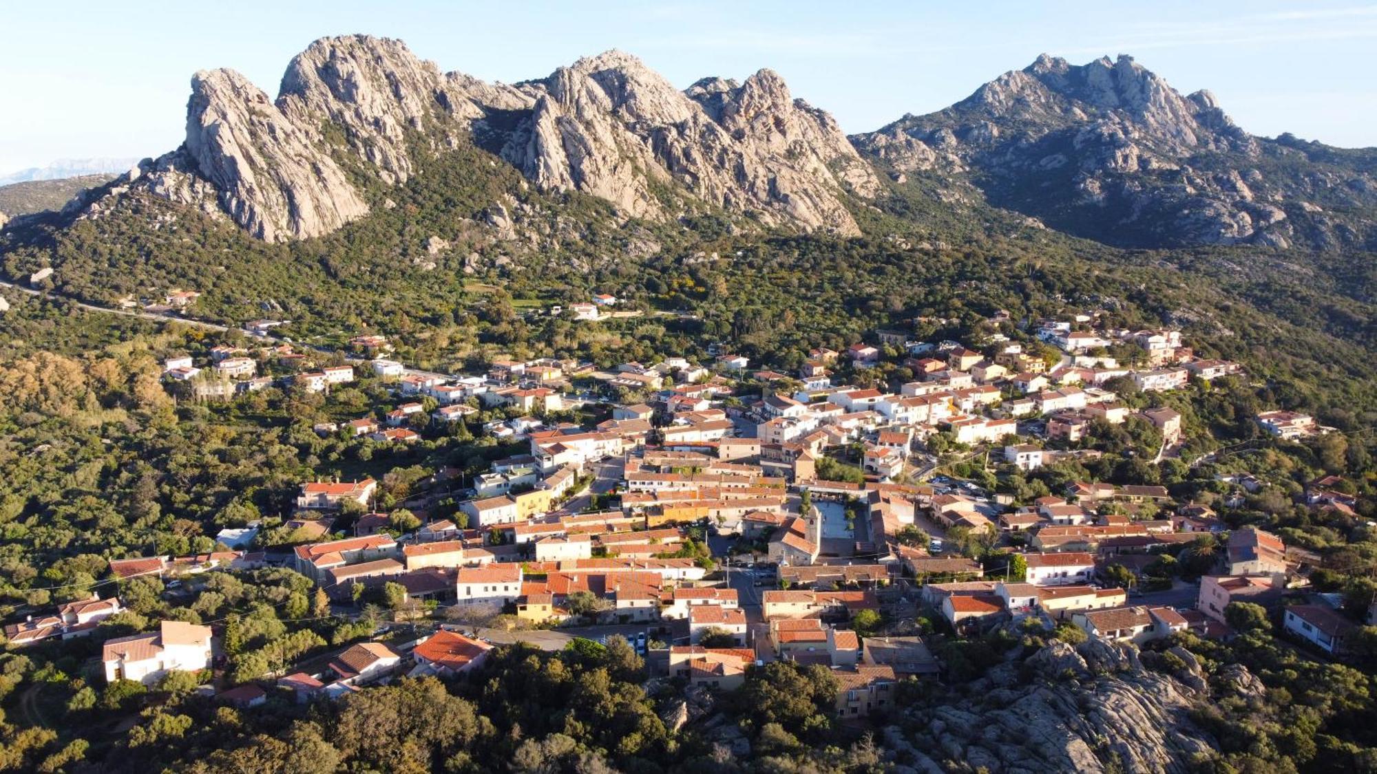 Boutique Hotel Sant'Andrea & Relais San Pantaleo Exteriér fotografie