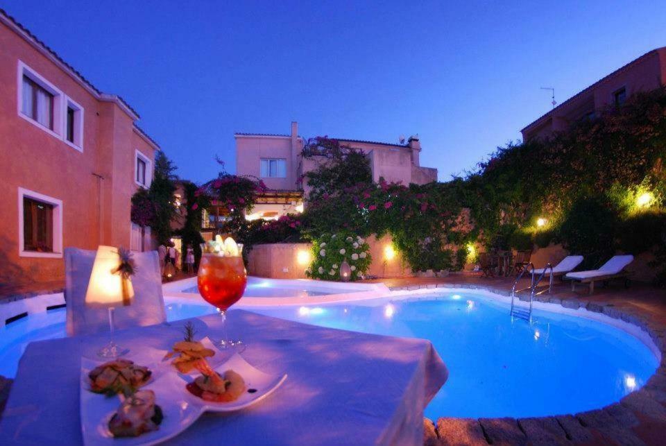 Boutique Hotel Sant'Andrea & Relais San Pantaleo Exteriér fotografie