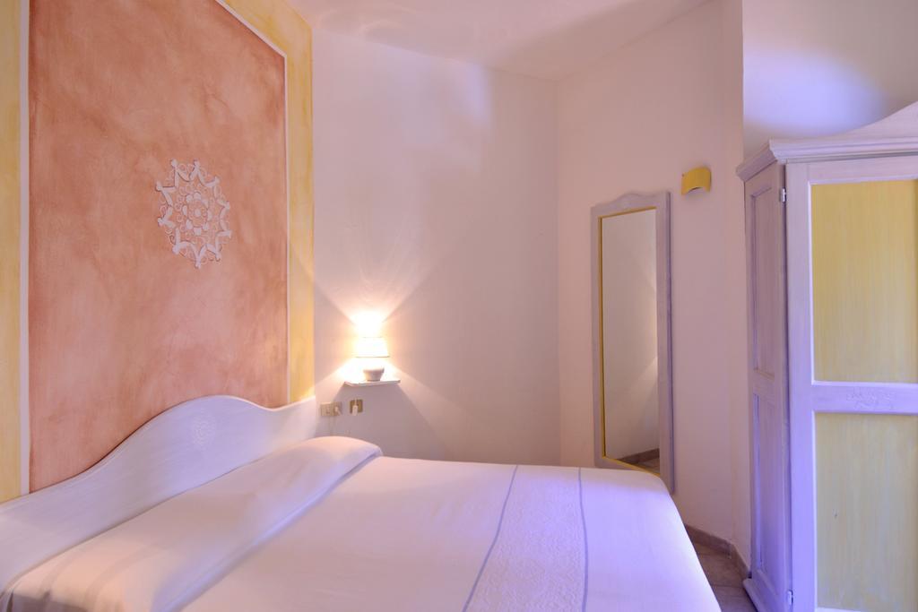 Boutique Hotel Sant'Andrea & Relais San Pantaleo Exteriér fotografie